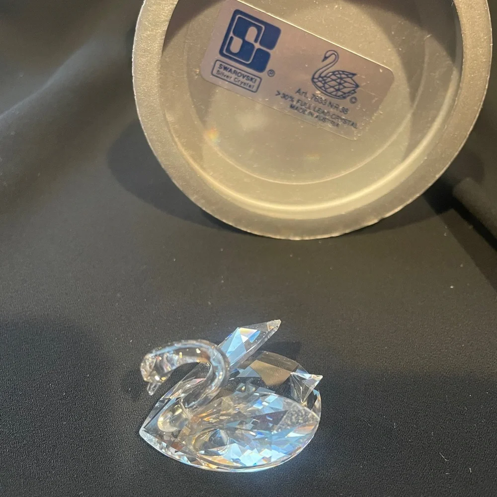 Swarovski Clear Crystal Swan Figurine with Silver-Branded Tin Art No 7633